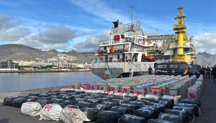  Espanha apreende cocaína a bordo de navio que fez escala no Brasil 